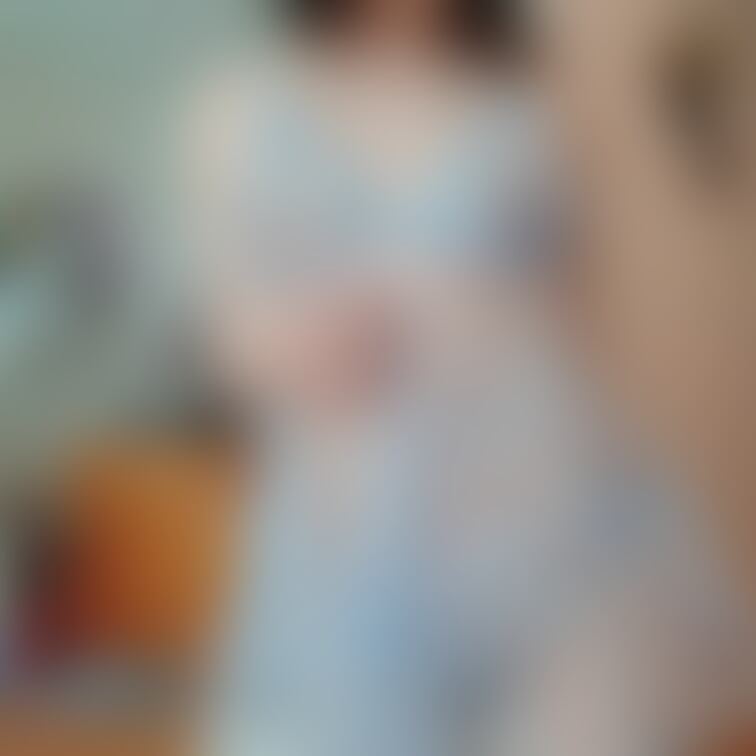 海外サイトで購入したランジェリー💜

透け透けです😂💙💙



