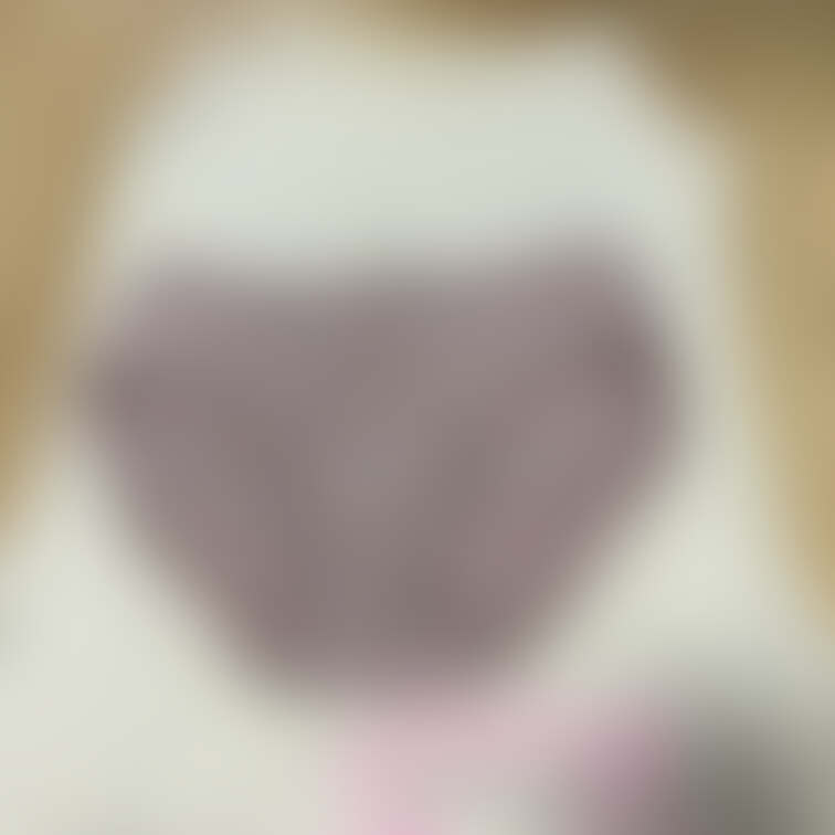 おりものがべっとり付いて次の日にはカピカピにくっついてた😩
