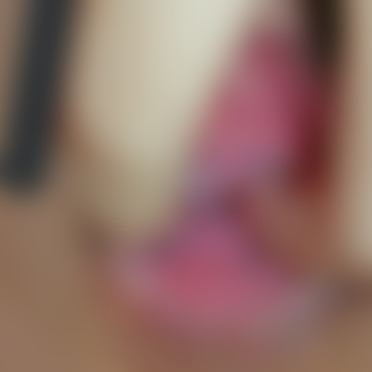 パイパンJDちゃんの膣内が丸見えのピンク色がかわいいおまんこを堪能してください