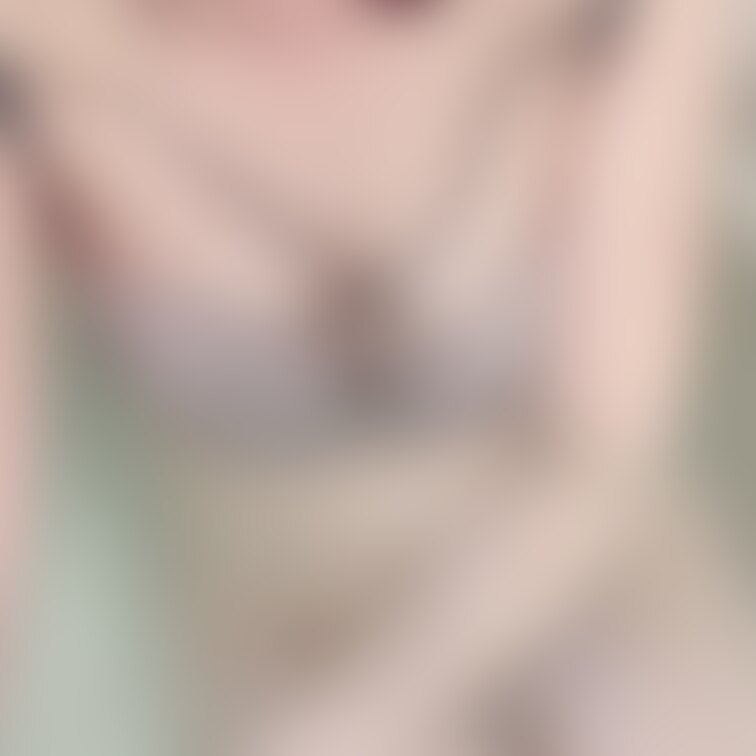 昨夜のお風呂配信後…
足がガクガクでこの格好のまま湯船に浸かっちゃった(ノ≧ڡ≦)☆
何してたかは…配信見に来たらわ
