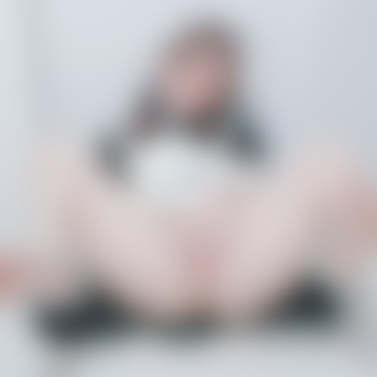 この格好で近々動画あげます(˶ᐢ. .ᐢ˵)︎🤍
メイドさん好きですか？