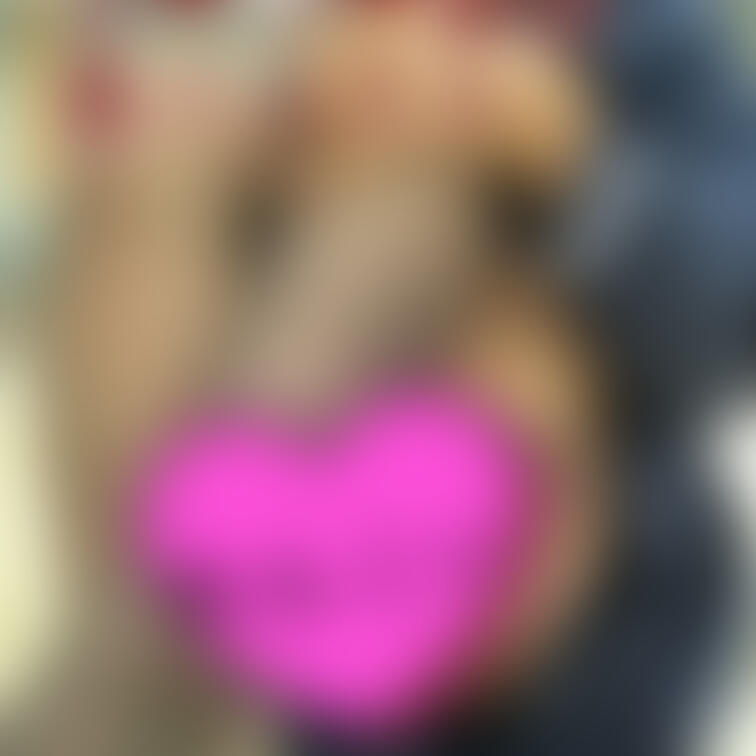 以前Twitterで投稿した自撮りから未公開のものまでほんのりえっちなものだけを無料プランでお見せします！