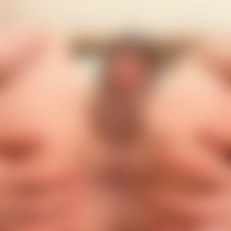 アナル開発されはじめました…
丸見えで汚くて本当にごめんなさい
見てもらうとたまらなく興奮するって気づいたんです