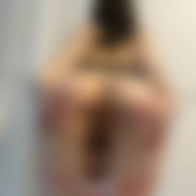 Xの続きです❤️むらむらとまらないので同じマンションのおじさんにも、このちん媚び画像送っちゃいました😖❤️明日来るみたい