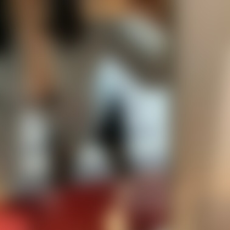 ホテルの片隅で

Twitter（Remi）
https://mobile.twitter.com/redeyen