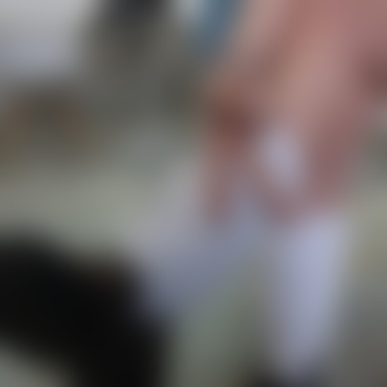 ルーズソックスの足元と足裏写真です。