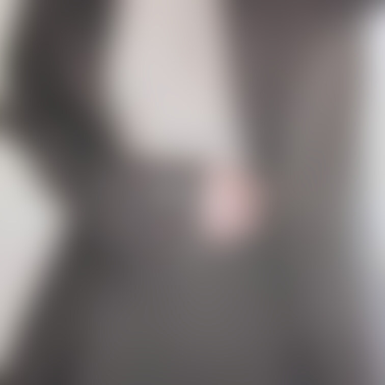 ミニスカノーパンで大学行ってきた
普通に授業受けてきたよ