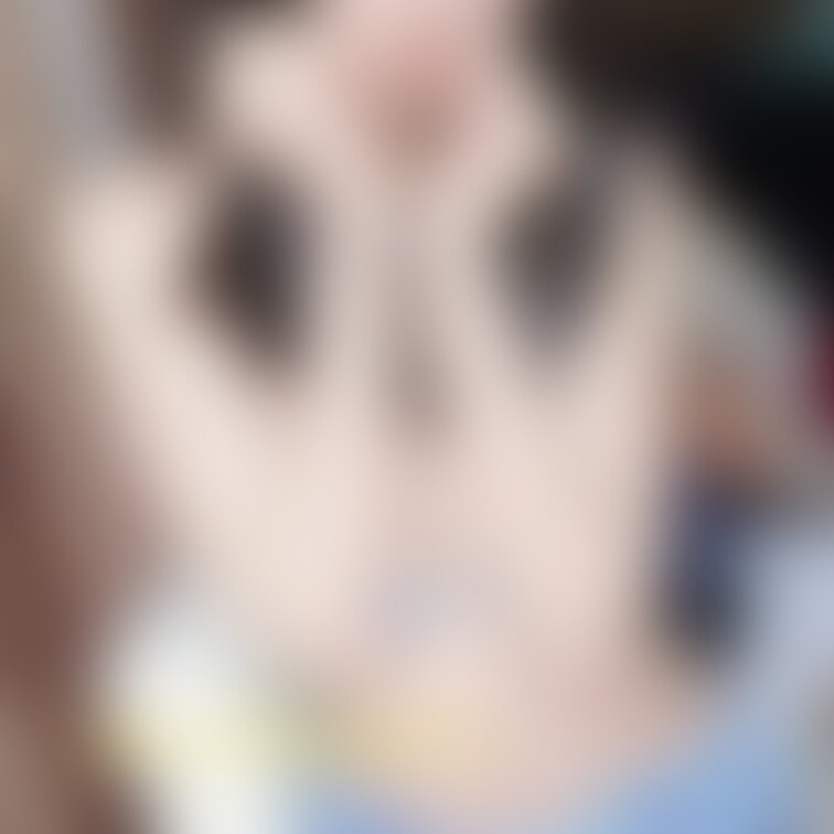 【5枚フル顔出し○○○】
ご主人様を誘惑したら押し倒されちゃった…♡