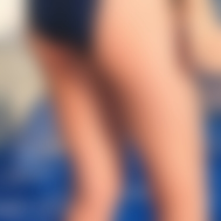 競泳水着画像は、反応が段違いに多いですね。
次の撮影でも、女の子にスク水か競泳を着せようかな。早く作品リリースしたい。
