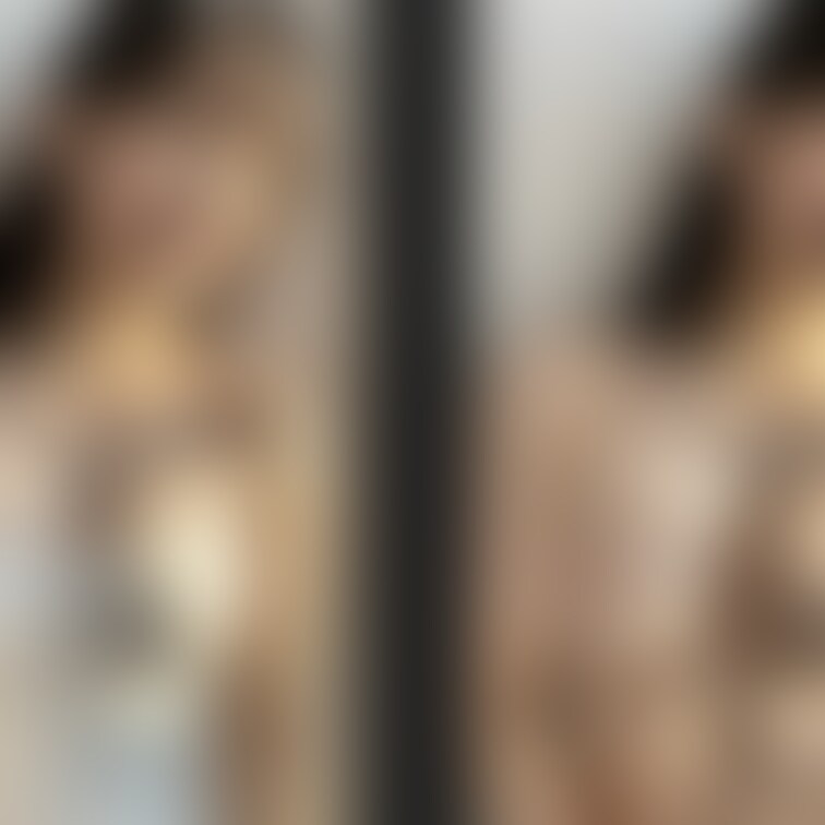 着衣と脱衣を並べた画像です。画像№308