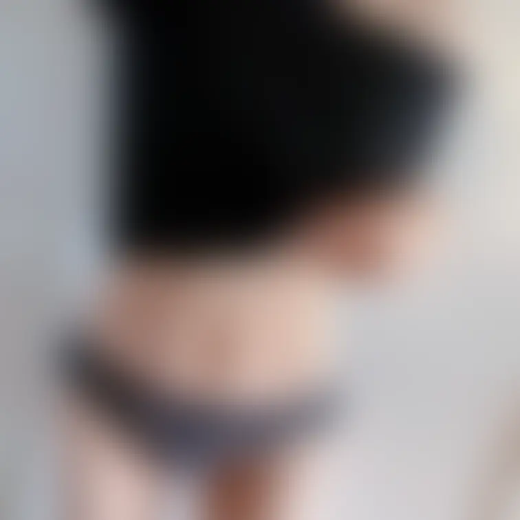ご主人様にコーデを送るときは
たまに下履いてません💓


