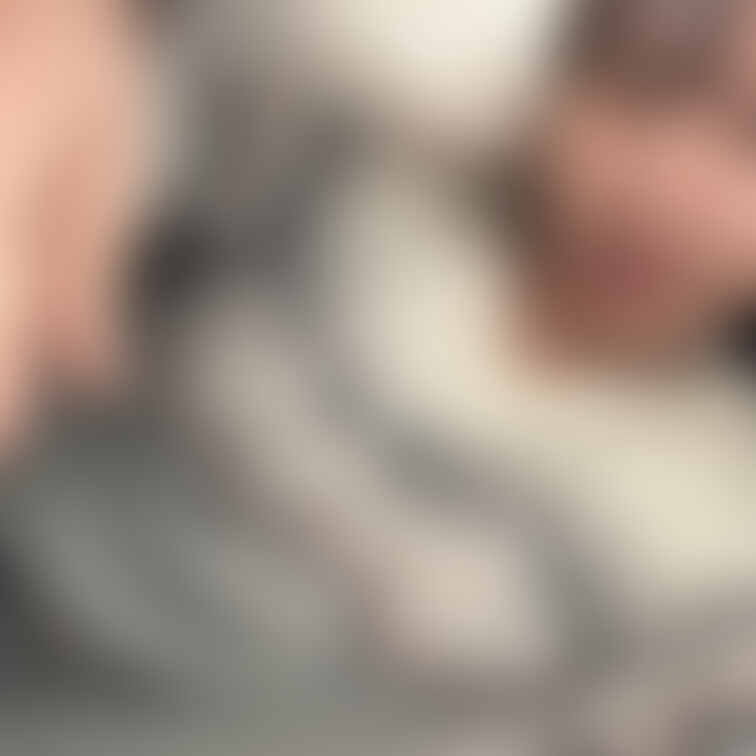【らぶプラン顔出し♡】

いっしょに寝よう〜🛏️
みたいなイメージで撮りました🤭
はやくこっちきて〜♡