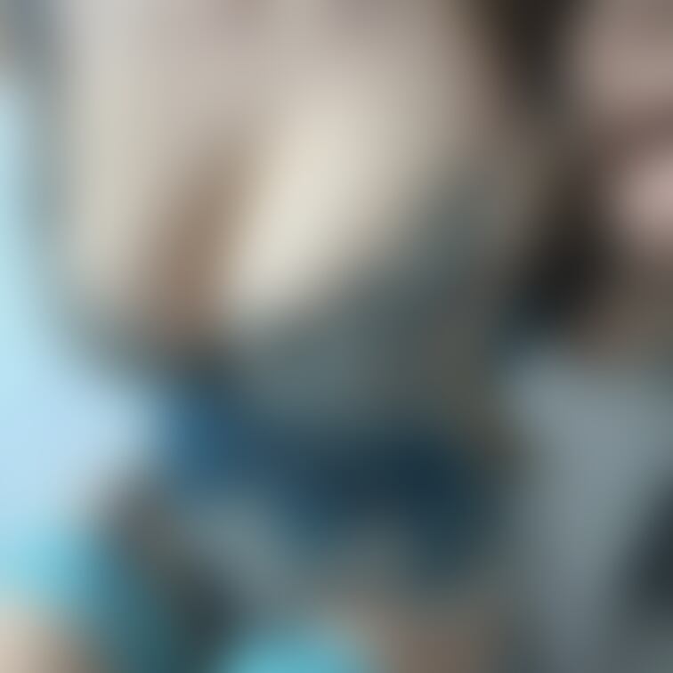 ノーパンの中身アップ画像💕
