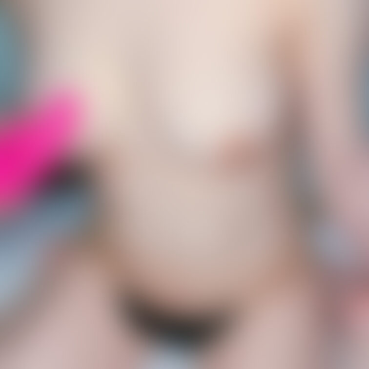 またまたおもちゃ投稿💕

おっぱいに当てるのも大好きなんです💕
