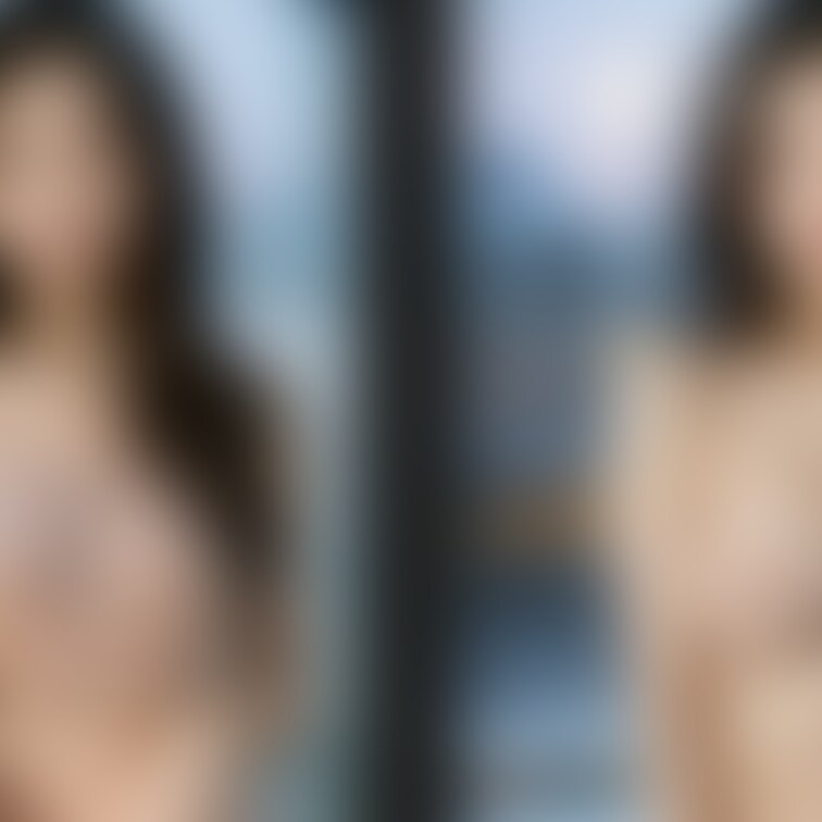 着衣と脱衣を並べた画像です。画像№888