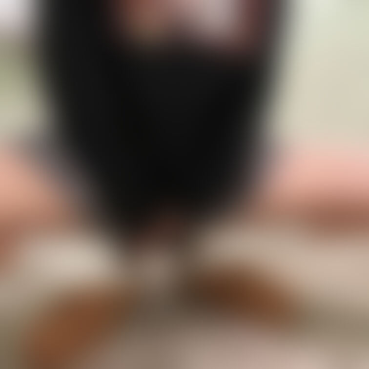 激臭写真臭❤︎
酸っぱいニオイを放つブーツとスト足32枚
汗をたっぷり吸った穴あきルーズ