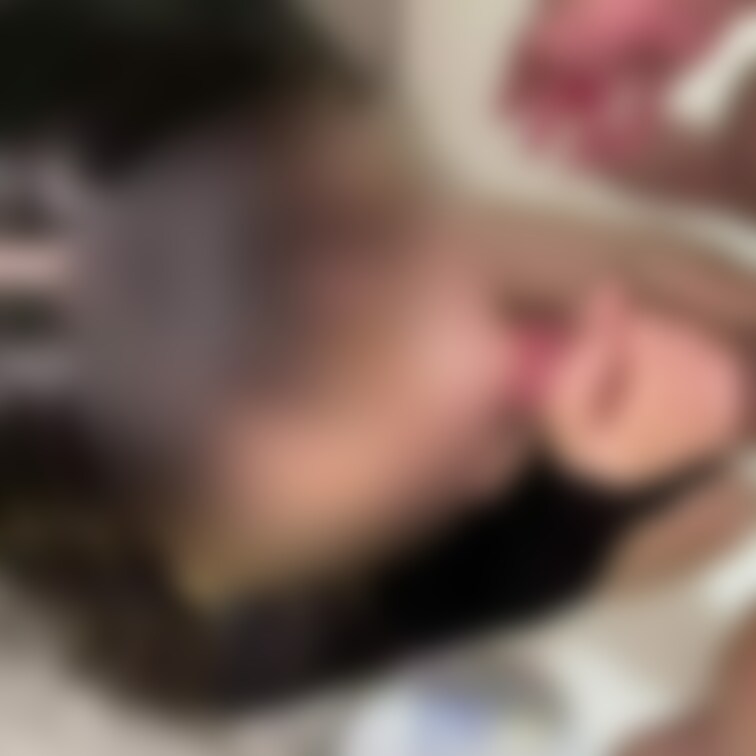 家にお泊まりに来たラウンジ嬢ちゃん
夜から朝までイかされて声すら出なくなる。（夜編

気に入った方はいいねください