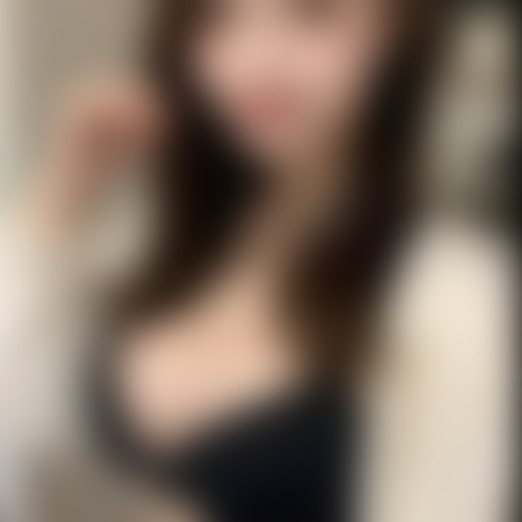 あなたの彼女🩷
下着姿がセクシー🥰