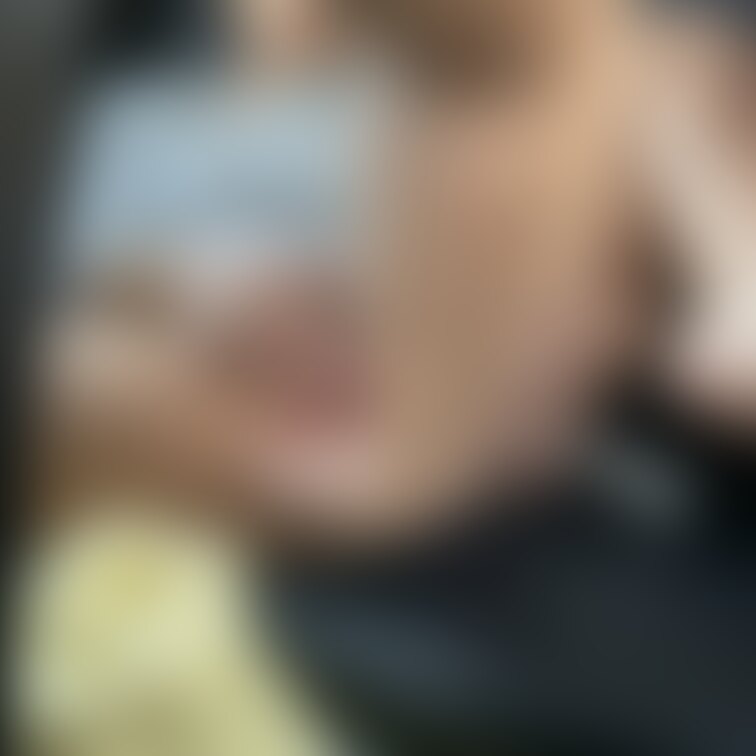 バックシートでイタズラ🍆

