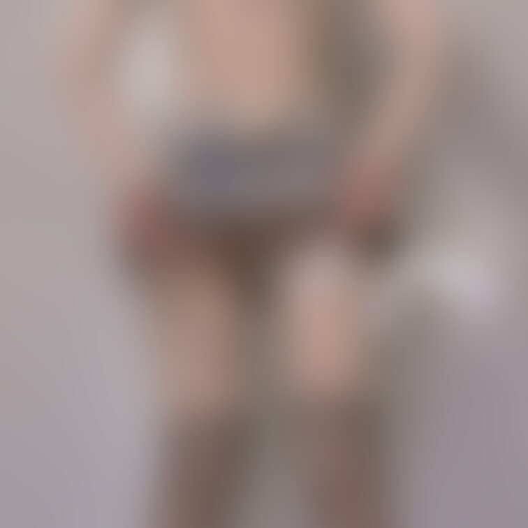 どの制服紗和がお気に入り？？💕
制服着ていたのはだいぶ前だけど、まだいけるかなーー？なんてね☺️