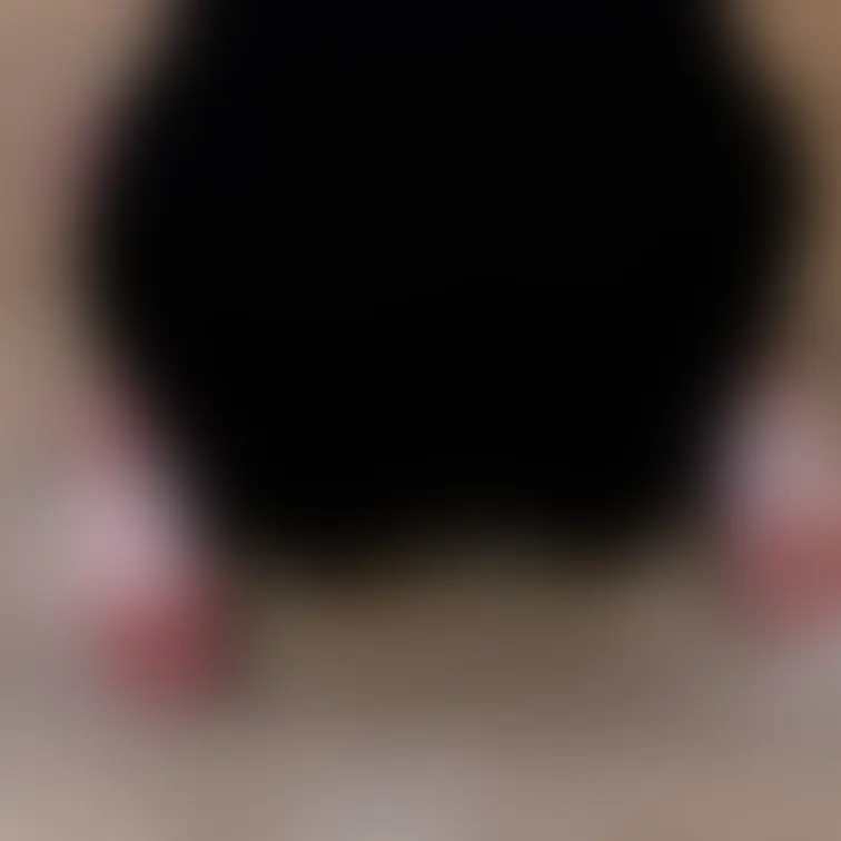 現〇(〇役ってNGワードなんですw)
ストリ〇パーさんの足裏写真。
撮影で裸足で歩き回ったあとの写真なので汚れていま