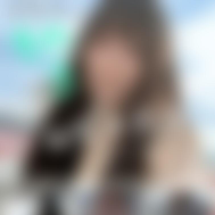 露出観覧車その3
❣️なんと乳首が見えてます…❣️

破廉恥みなみ、見てください