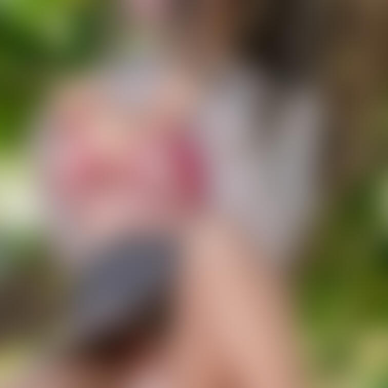 ブラちら🤍おっぱいちら🤍
スワイプしてね😊💕