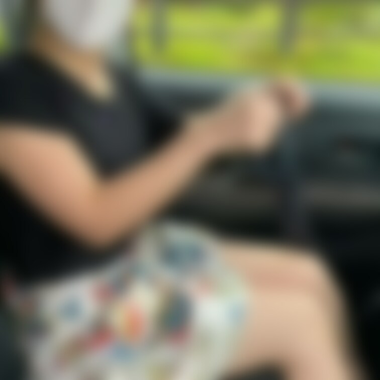 黒ストッキングを履いたり、脱いだり、みせつけたりする、生音入の4分5秒動画です❤
気持ちよさそうに黒ストッキングを履く