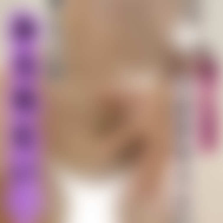 上からと下からのアングルどーぞ😘💕照
今日はつむぎめっちゃムラムラしてて
いっぱいオナニーしちゃった☺️🩷

今