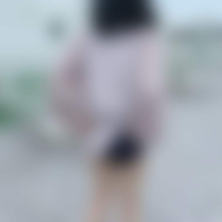 パンチラのおしり✨

【みみからのお願い💕】 
えっちだと思ってくれた方は 
写真下の♡印をポチッとしてくれると