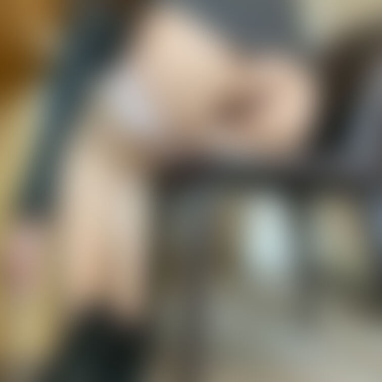 昨日は「いいお尻の日」だったそうなので、
なーなのお気に入りのお尻ショットを少し🥰🍑♡
わざとらしくお尻を見せつ