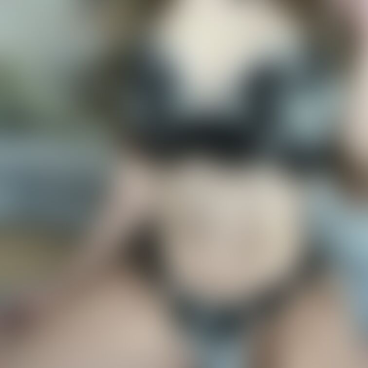 エロ過激注意❤️
ランジェリー先公開見せ💕ドアップおまんこやレアレアな唇うっすら見せちゃいます💋