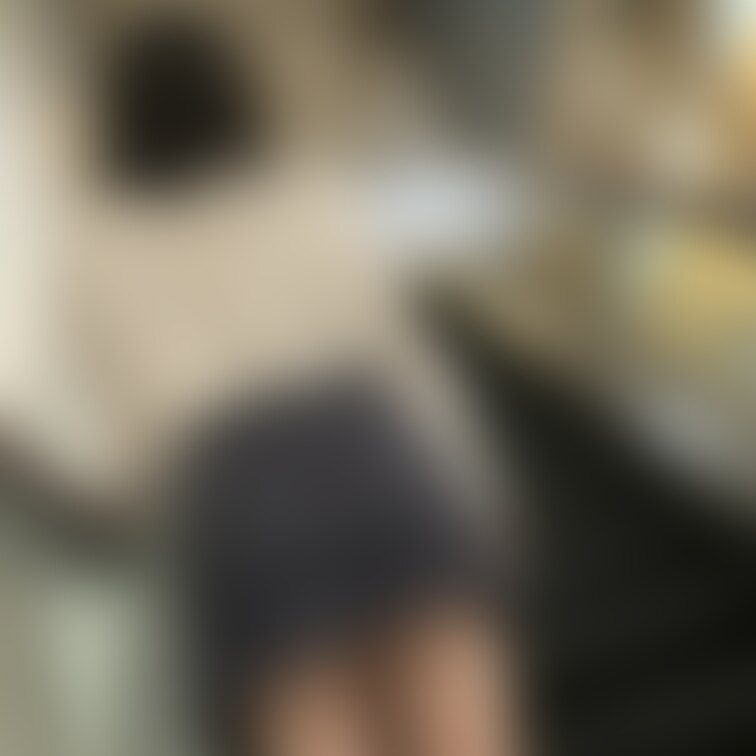 エスカレーター(※写真2枚)

【みみからのお願い💕】 
えっちだと思ってくれた方は 
写真下の♡印をポチッとし