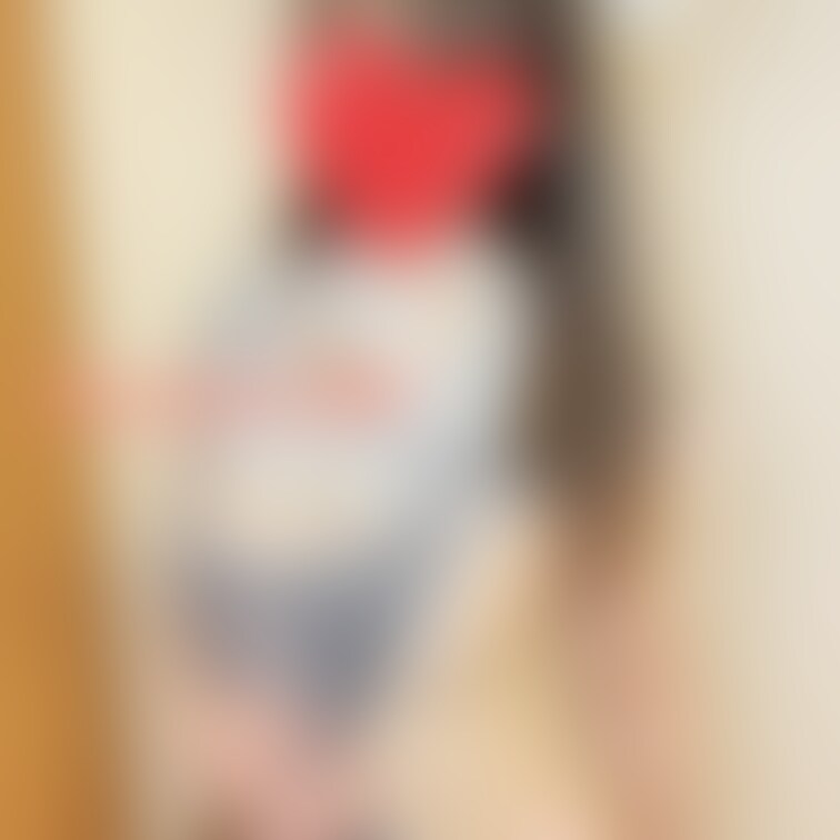 横から見えちゃうえっちなコスプレ❤️
３月もよろしくお願いします！