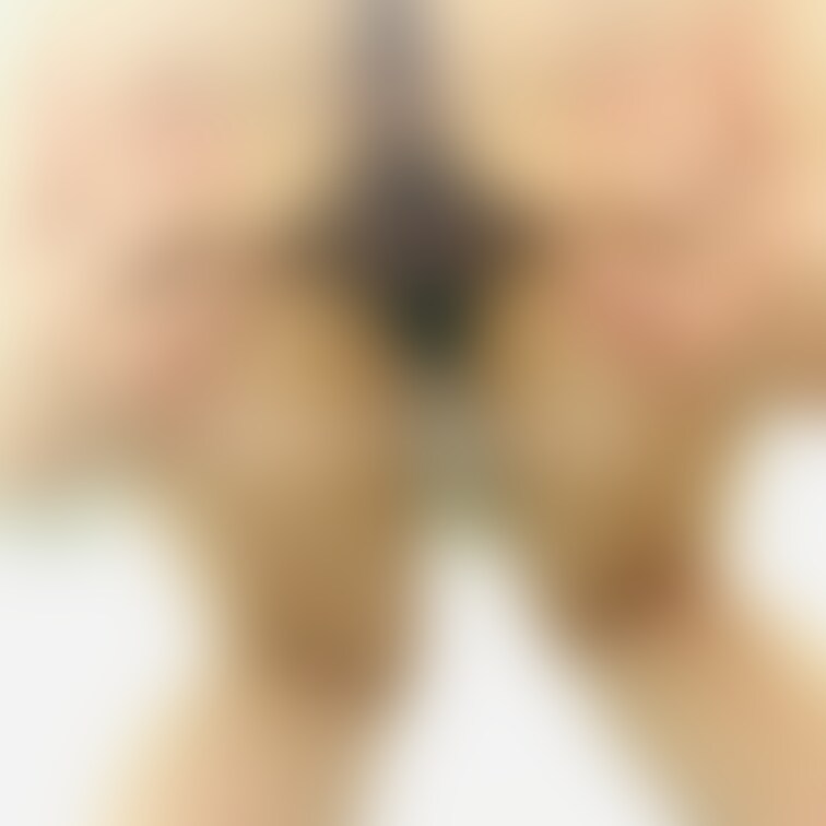 パックリ開いてます🙈❤️
舐めて頂けますか?