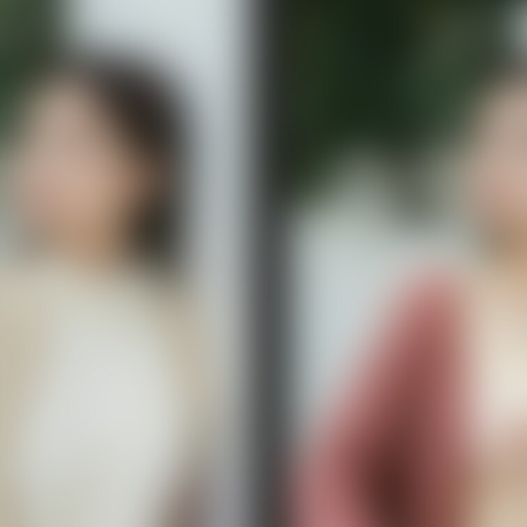 着衣と脱衣を並べた画像です。画像№1013