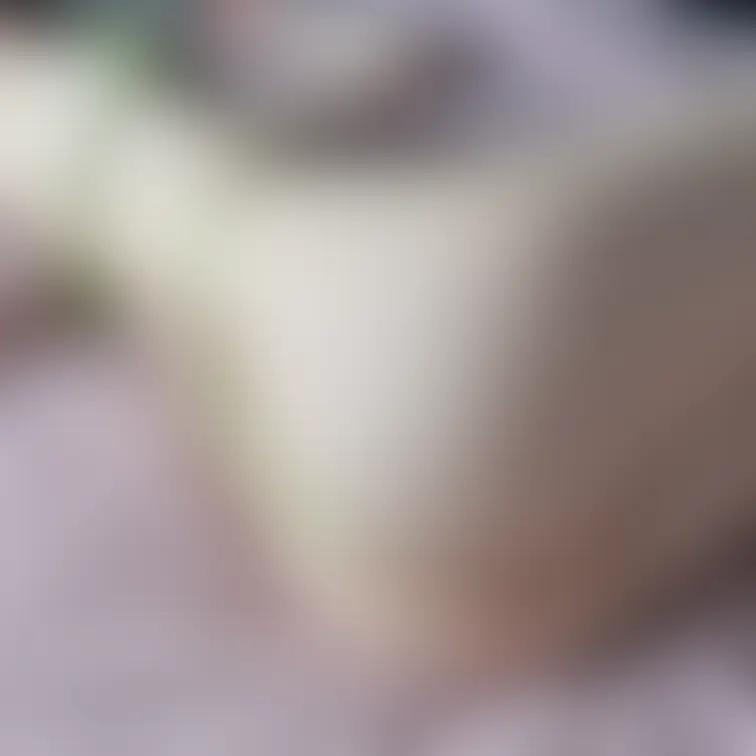乳首も舐めるように見てくださいね😘