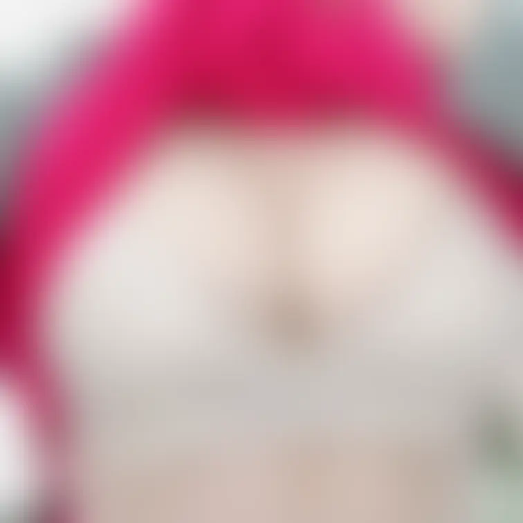 Iカップ❤️
IカップのおっぱいをHカップのブラに入れると…ちょっと横からVer.笑