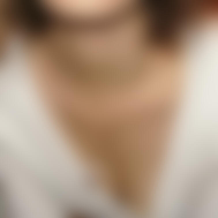 【浮気妻の色気】

不倫セックスにハマってしまった他人妻さん…

ニットワンピの胸元からもちもちな胸の谷間を見せ