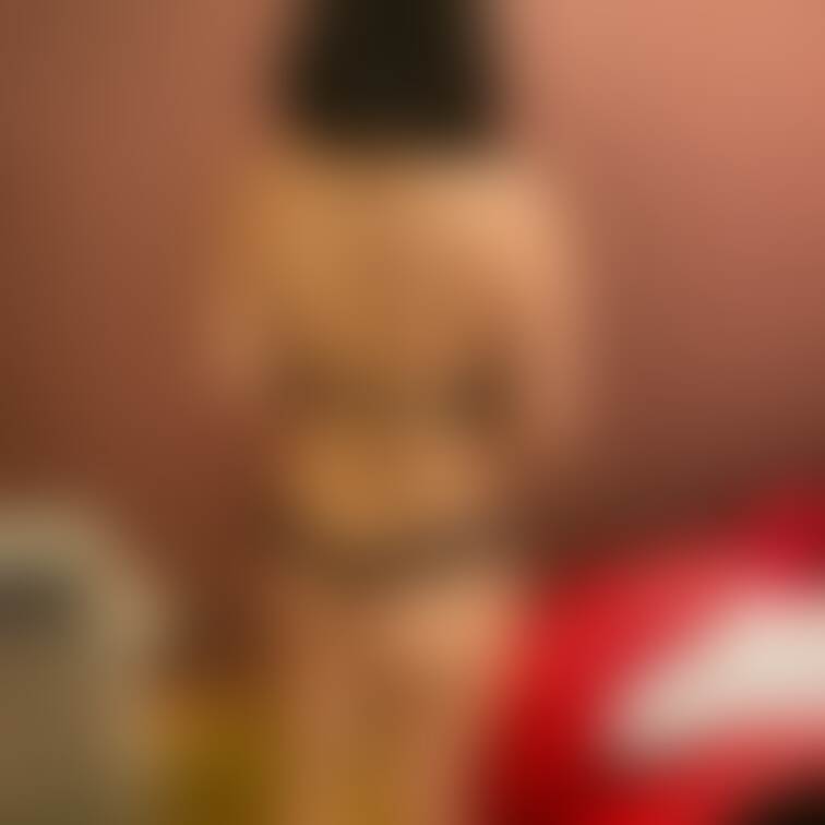ムチムチ巨尻とビンビン乳首