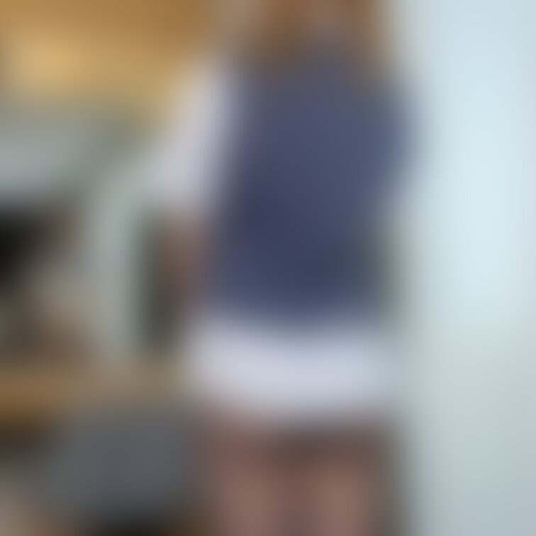 【Premium model】#001_RIKAKO
「お尻まる出しくぱぁでおしっこ」(3/20ページ)
引き続