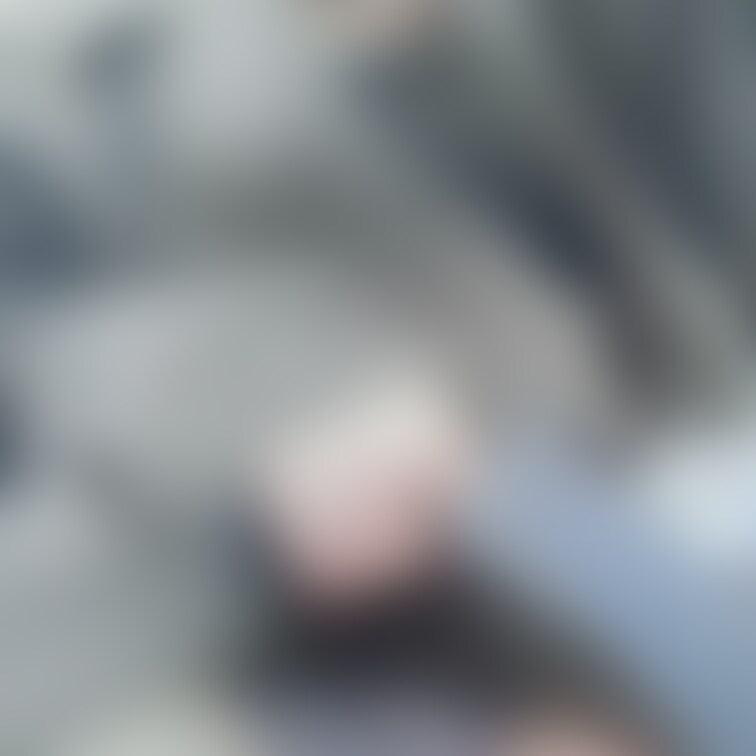 バスの中でパンツ自撮り 📸