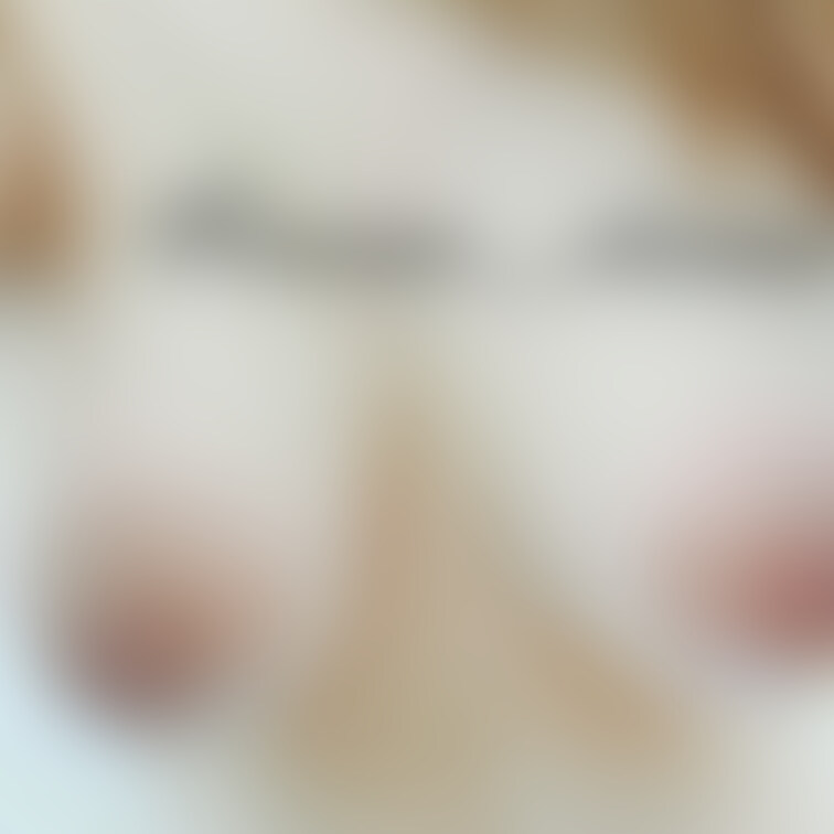 上にのっちゃった❤
垂れ下がったおっぱいちゅぱちゅぱしてくれる🥺？