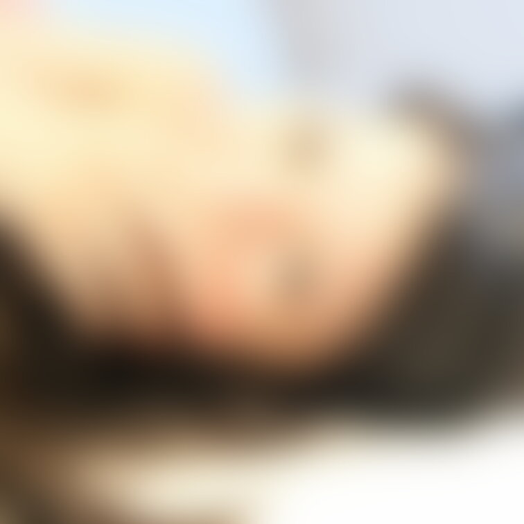 いい顔してます☺️
妻が綺麗に見えるのは私だけでしょうか🤔