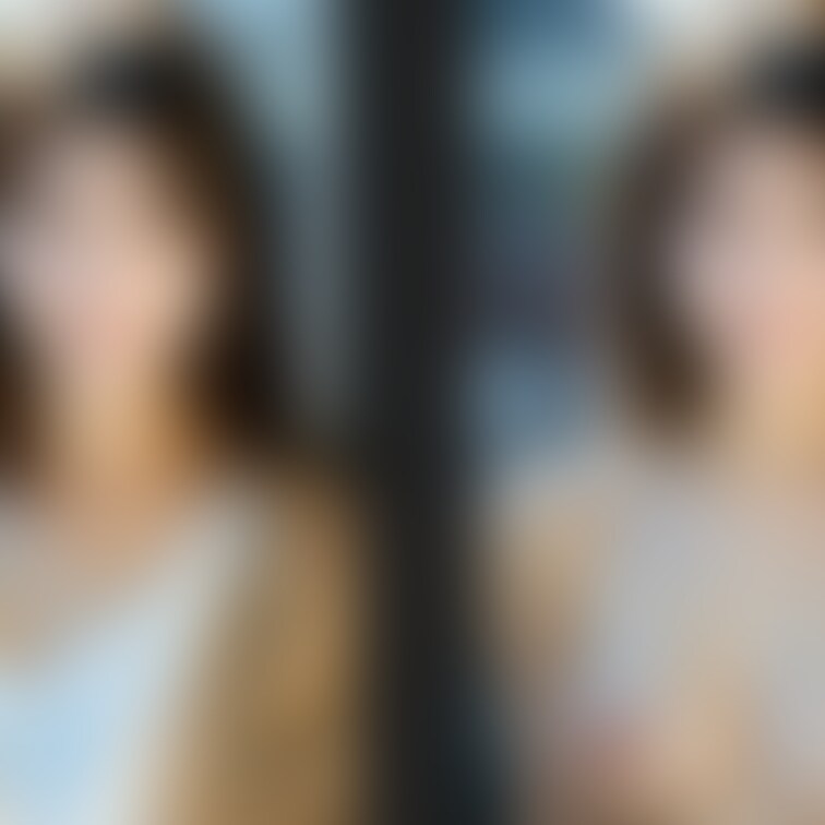 着衣と脱衣を並べた画像です。画像№509