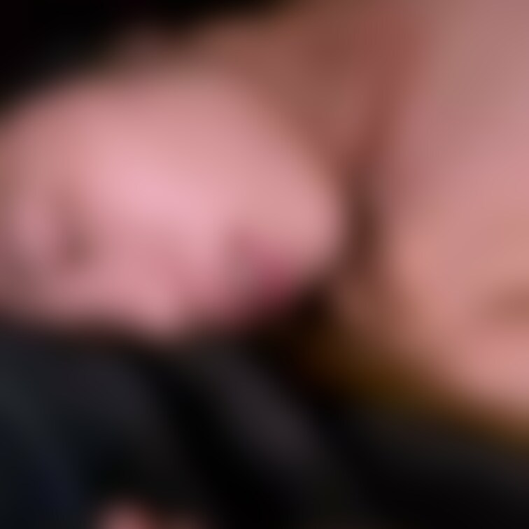 初顔出し…
プレミアムプランでは
妻の初【顔出し】動画載せてます!