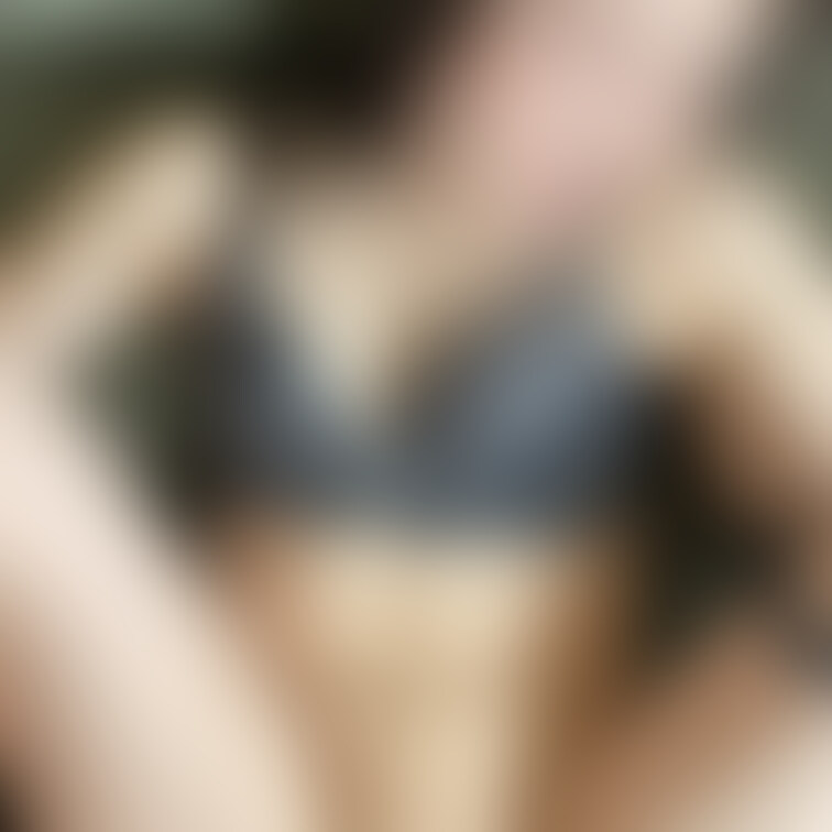 ❤️りさのエッチな写真集❤️りさに興味がある方、よろしくお願いします🥺❤️🎁