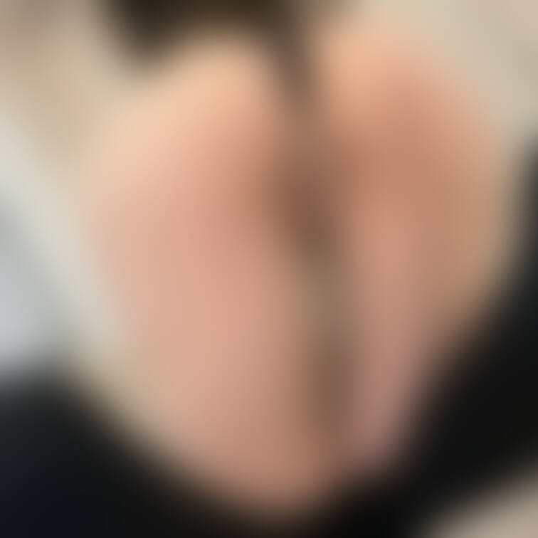 色んな角度から玉パン食い込みおまんこ♡ぼかし入れないといけないのが😢くやちぃ。無しで見せたい...めちゃくちゃエロいのに