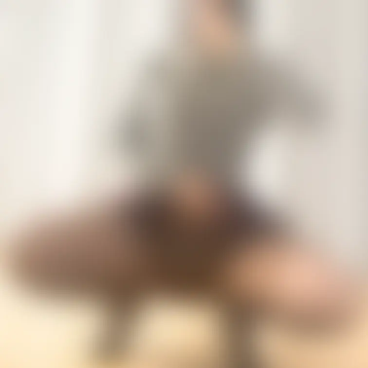図書委員会風自撮り_画像

今日は自撮り写真です！

図書委員風の衣装で撮影してみました📖

薄いデニールの