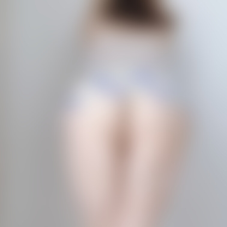 もしかして見えちゃってる？💓